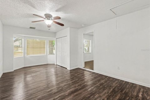 Casa en venta en Lakeland, Florida, 4 dormitorios, 126.16 m2 № 2167184 - foto 13