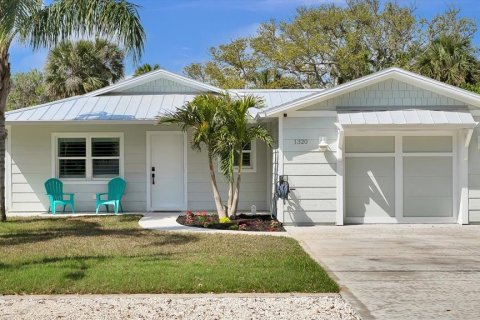 Casa en venta en Flagler Beach, Florida, 3 dormitorios, 154.22 m2 № 1615026 - foto 1