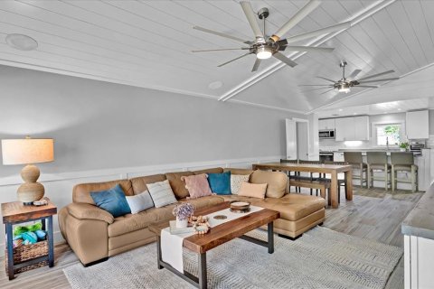 Casa en venta en Flagler Beach, Florida, 3 dormitorios, 154.22 m2 № 1615026 - foto 6
