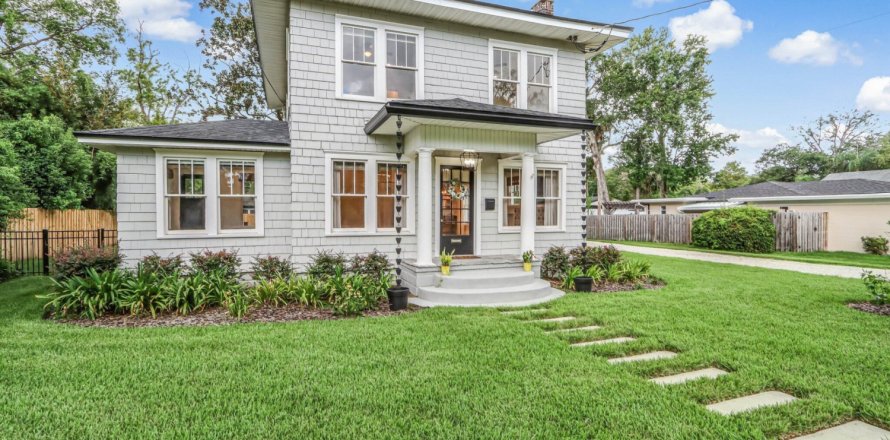 Casa en Jacksonville, Florida 5 dormitorios, 208.94 m2 № 800970