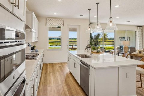 Villa ou maison à vendre à New Smyrna Beach, Floride: 4 chambres, 276.48 m2 № 2405778 - photo 13
