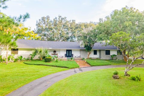 Casa en venta en Ocala, Florida, 4 dormitorios, 240.9 m2 № 1902086 - foto 1
