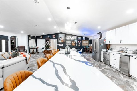 Casa en venta en Ocala, Florida, 4 dormitorios, 240.9 m2 № 1902086 - foto 24
