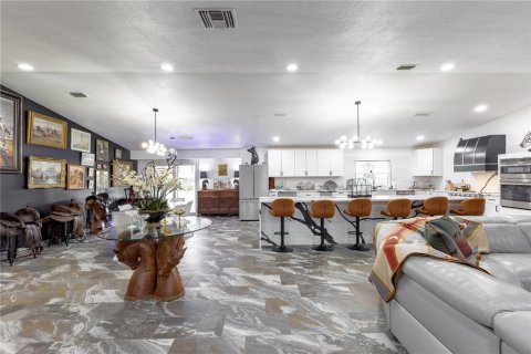Casa en venta en Ocala, Florida, 4 dormitorios, 240.9 m2 № 1902086 - foto 20