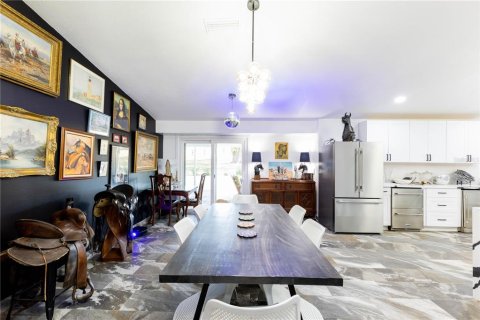 Casa en venta en Ocala, Florida, 4 dormitorios, 240.9 m2 № 1902086 - foto 7