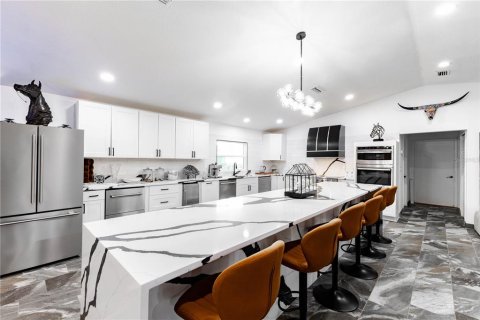 Casa en venta en Ocala, Florida, 4 dormitorios, 240.9 m2 № 1902086 - foto 6