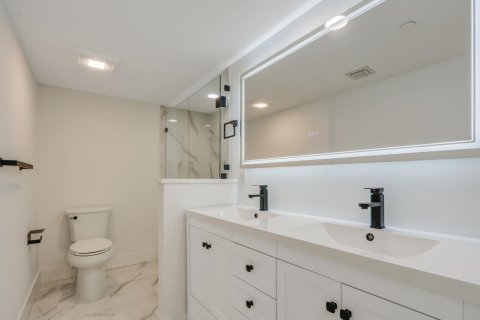 Condo in Jupiter, Florida, 2 bedrooms № 2426143 - photo 14