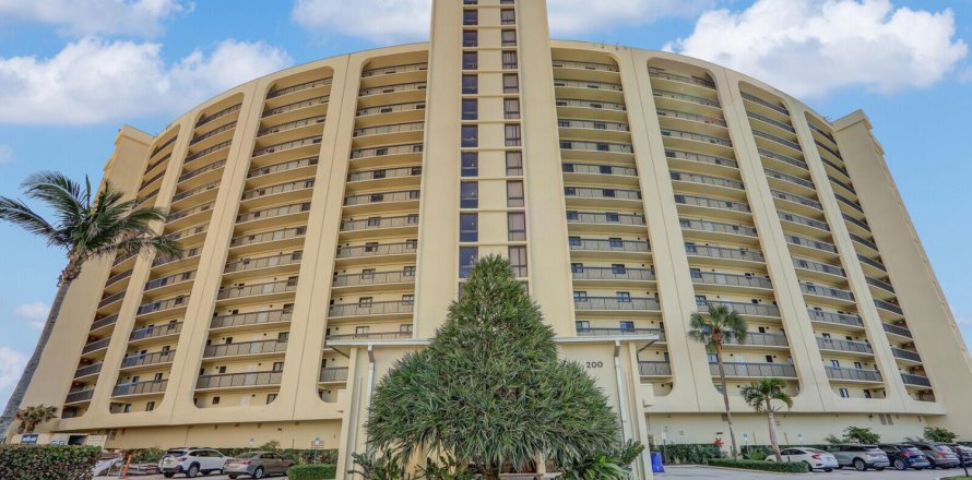 Condo in Jupiter, Florida, 2 bedrooms № 2426143