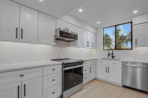 Condo in Jupiter, Florida, 2 bedrooms № 2426143 - photo 10