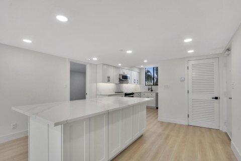 Condo in Jupiter, Florida, 2 bedrooms № 2426143 - photo 25