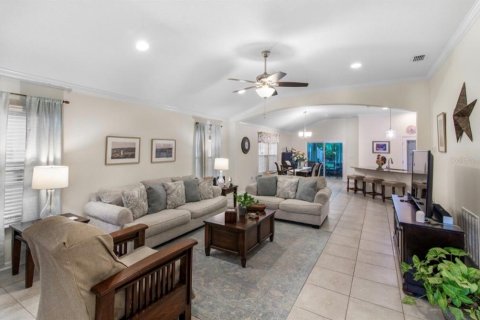 House in Palm Coast, Florida 3 bedrooms, 158.03 sq.m. № 2227090 - photo 3