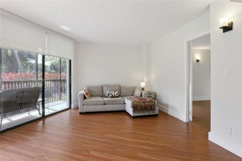 Купить кондоминиум в Авентура, Флорида 2 спальни, 100.61м2, № 2055366 - фото 3