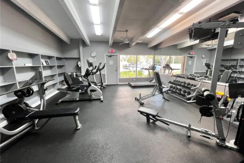 Купить кондоминиум в Авентура, Флорида 2 спальни, 100.61м2, № 2055366 - фото 23