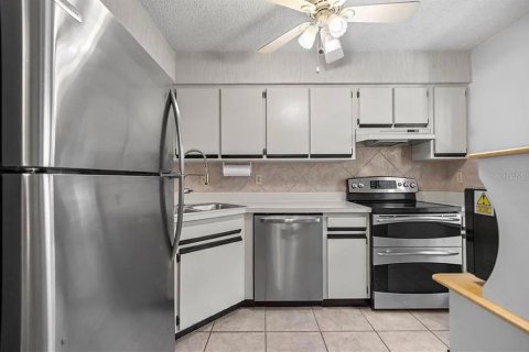 Copropriété à louer à Sarasota, Floride: 2 chambres, 87.42 m2 № 2093569 - photo 4