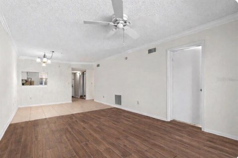 Copropriété à louer à Sarasota, Floride: 2 chambres, 87.42 m2 № 2093569 - photo 2