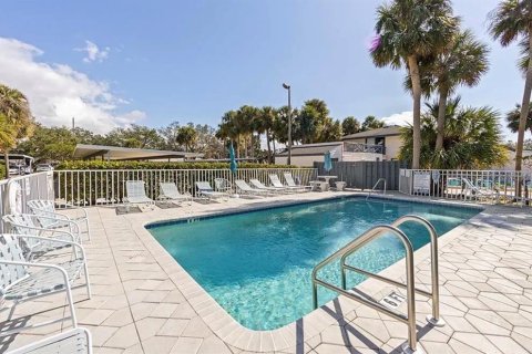 Copropriété à louer à Sarasota, Floride: 2 chambres, 87.42 m2 № 2093569 - photo 18