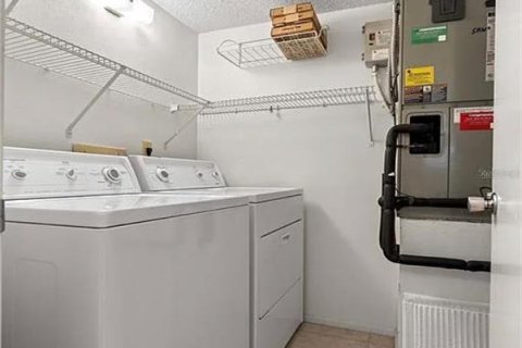 Copropriété à louer à Sarasota, Floride: 2 chambres, 87.42 m2 № 2093569 - photo 11