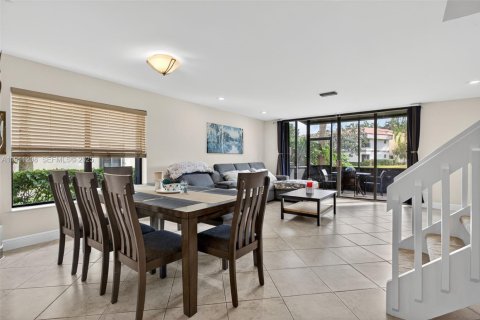 Townhouse in Coconut Creek, Florida 3 bedrooms, 129.13 sq.m. № 1989230 - photo 21