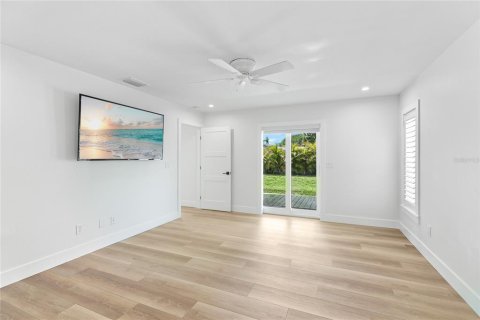 House in Bradenton, Florida 3 bedrooms, 164.53 sq.m. № 2225603 - photo 18