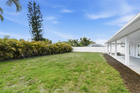 House in Bradenton, Florida 3 bedrooms, 164.53 sq.m. № 2225603 - photo 30