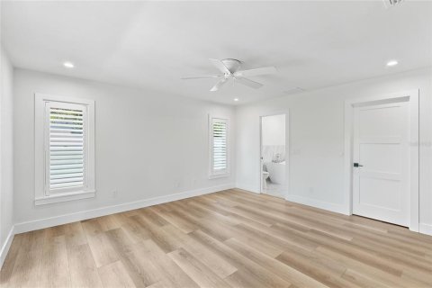 House in Bradenton, Florida 3 bedrooms, 164.53 sq.m. № 2225603 - photo 16