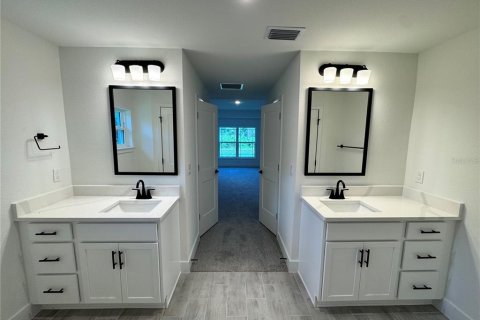 Casa en venta en North Port, Florida, 3 dormitorios, 186.73 m2 № 2221937 - foto 9