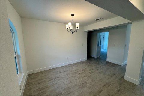 Casa en venta en North Port, Florida, 3 dormitorios, 186.73 m2 № 2221937 - foto 3