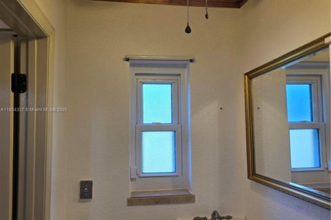 Villa ou maison à louer à St. Lucie, Floride: 3 chambres, 194.35 m2 № 1872682 - photo 26