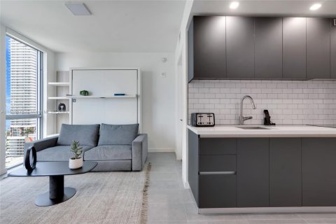 Condominio en alquiler en Miami, Florida, 41.43 m2 № 1958526 - foto 12