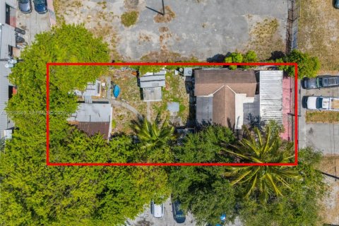Casa en Miami, Florida 2 dormitorios, 73.58 m2 № 2171048