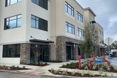 Immobilier commercial à Orlando, Floride 72.74 m2 № 2118262
