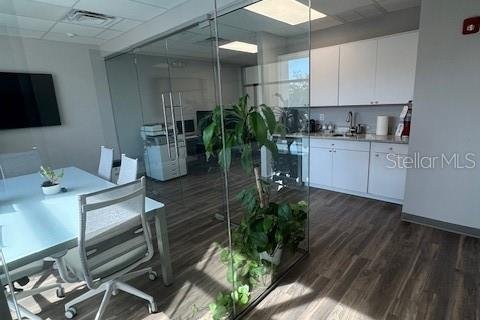Commercial property in Orlando, Florida 72.74 sq.m. № 2118262 - photo 12