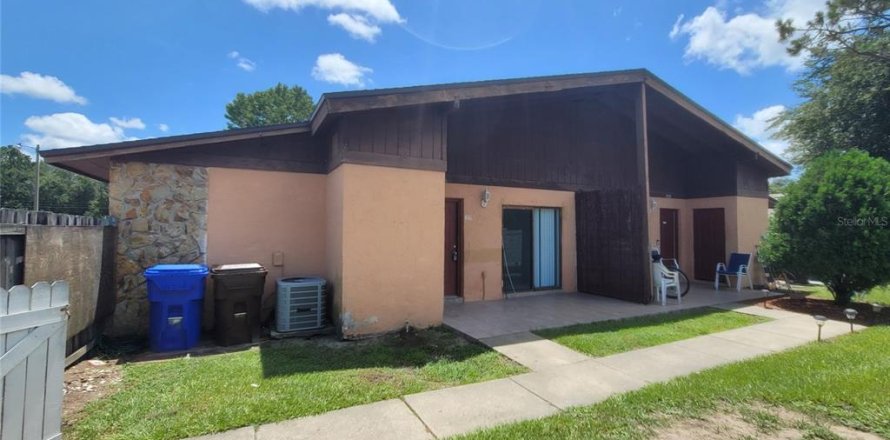 Villa ou maison à Kissimmee, Floride 2 chambres, 96.62 m2 № 1871096