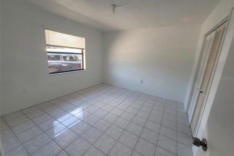 Casa en alquiler en Kissimmee, Florida, 2 dormitorios, 96.62 m2 № 1871096 - foto 7