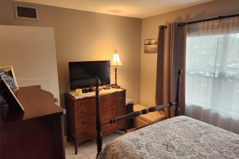Купить кондоминиум в Санрайз, Флорида 2 спальни, 78.97м2, № 1765049 - фото 17