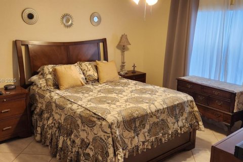 Купить кондоминиум в Санрайз, Флорида 2 спальни, 78.97м2, № 1765049 - фото 10