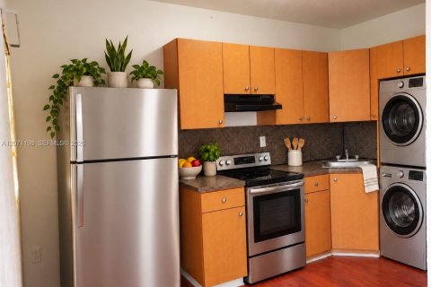 Copropriété à vendre à Miami, Floride: 1 chambre, 42.55 m2 № 2436108 - photo 5