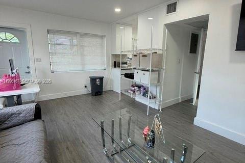 Casa en alquiler en Hallandale Beach, Florida, 1 dormitorio, 120.12 m2 № 2064092 - foto 18