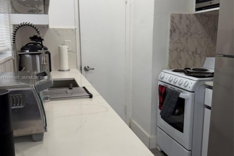 Casa en alquiler en Hallandale Beach, Florida, 1 dormitorio, 120.12 m2 № 2064092 - foto 21