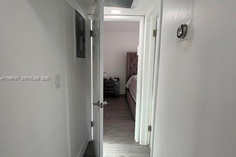 Casa en alquiler en Hallandale Beach, Florida, 1 dormitorio, 120.12 m2 № 2064092 - foto 6