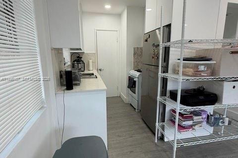 Casa en alquiler en Hallandale Beach, Florida, 1 dormitorio, 120.12 m2 № 2064092 - foto 15