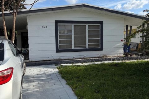 Casa en Hallandale Beach, Florida 1 dormitorio, 120.12 m2 № 2064092
