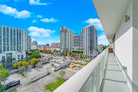Copropriété à louer à Miami, Floride: 2 chambres, 92.72 m2 № 2426725 - photo 4