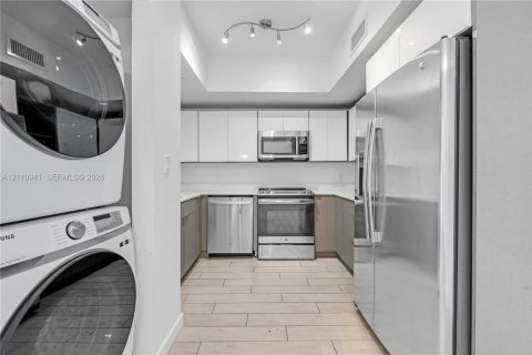 Copropriété à louer à Miami, Floride: 2 chambres, 92.72 m2 № 2426725 - photo 14