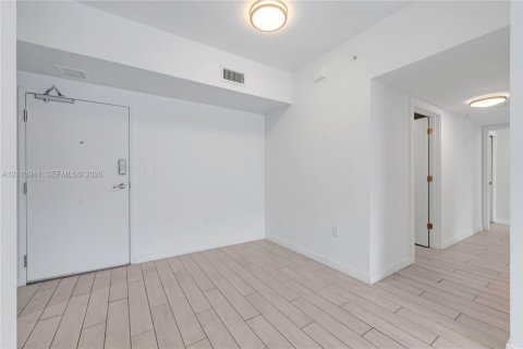 Copropriété à louer à Miami, Floride: 2 chambres, 92.72 m2 № 2426725 - photo 18