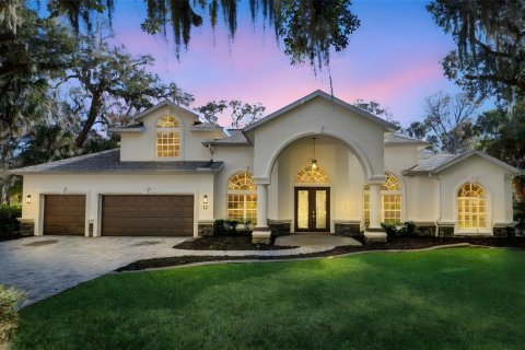 House in Ormond Beach, Florida 4 bedrooms, 334.73 sq.m. № 2237864