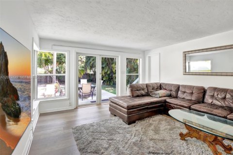 Casa en alquiler en Hollywood, Florida, 2 dormitorios, 145.58 m2 № 2087812 - foto 14