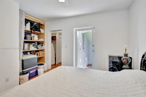 Casa en alquiler en Hollywood, Florida, 2 dormitorios, 145.58 m2 № 2087812 - foto 22