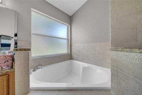 Villa ou maison à vendre à Tampa, Floride: 3 chambres, 159.79 m2 № 1776780 - photo 24