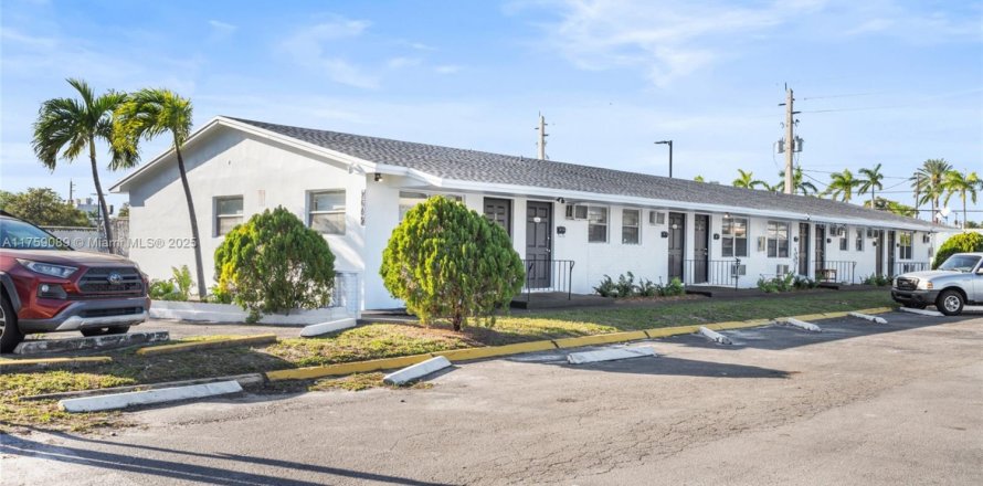 Appartement à Hollywood, Floride 2 chambres, 93.37 m2 № 1714298